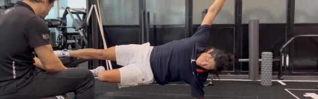 博鱼官网-张之臻办婚礼不忘练体能 办完婚礼立马出国冬训