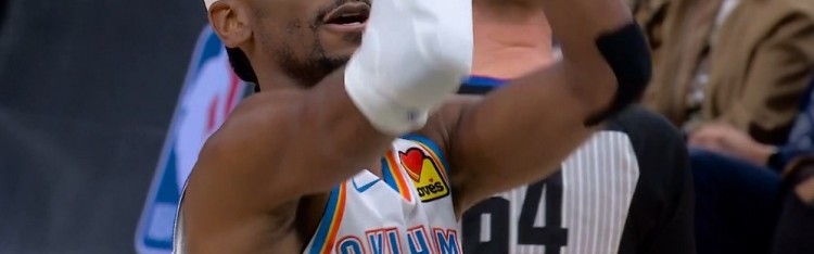 博鱼体育官网-一节打花？亚历山大造杀伤两罚中一 雷霆领先雄鹿20分