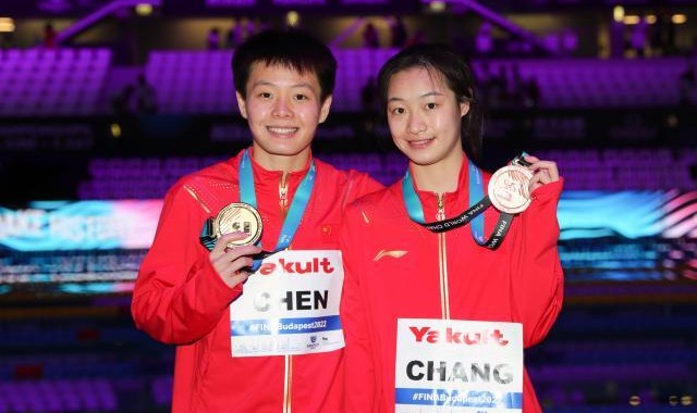 博鱼-中国女板夺冠顺利“交接班” 11连冠背后仍存两隐患