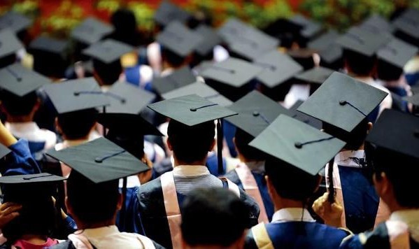 学费暴跌15万，招生难了？